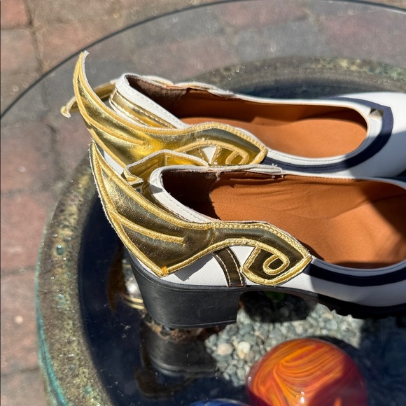 NWOT Chic White and Gold Women's Heels size 39 - Picture 7 of 9